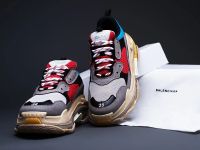 Лот: 17093932. Фото: 8. Кроссовки Balenciaga Triple S...
