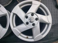 Лот: 22182796. Фото: 3. Оригинальное литье Renault R16... Авто, мото, водный транспорт