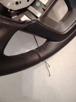 Лот: 18288538. Фото: 2. Руль перешитый в кожу kia rio... Оснащение, оборудование, аксессуары