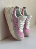 Лот: 20963997. Фото: 2. Adidas Sharks Pink. Женская обувь