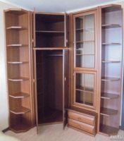 Лот: 8197763. Фото: 2. Стенка с угловым шкафом в отличном... Мебель для гостиной