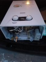 Лот: 11289967. Фото: 3. газовый водонагреватель, electrolux... Строительство и ремонт