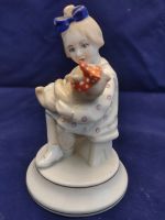 Лот: 18815033. Фото: 3. Фарфоровая статуэтка У мишки зубки... Сувениры, подарки