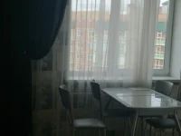 Лот: 7467507. Фото: 2. 2х комнатная квартира Сдам Авиаторов... Аренда