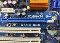 Лот: 21256356. Фото: 2. Материнская плата Asrock N68-S... Комплектующие