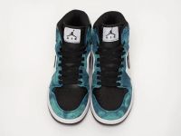 Лот: 16698987. Фото: 4. Кроссовки Nike Air Jordan 1 Mid... Красноярск