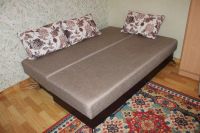 Лот: 6592032. Фото: 4. Диван в отличном состоянии с подушками. Красноярск