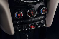 Лот: 22492593. Фото: 21. MINI Cabrio 2023