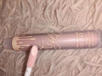 Лот: 14832708. Фото: 2. Блеск для губ Kylie, новый. Косметика и уход