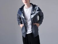 Лот: 12126474. Фото: 2. Ветровка Nike (11171). Спортивная одежда