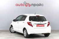Лот: 23275741. Фото: 6. Toyota Vitz 2016