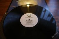 Лот: 2000730. Фото: 3. Neil Young "Trance" LP Geffen... Красноярск