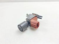 Лот: 25642077. Фото: 5. Клапан вакуумный Toyota Voxy 2004...