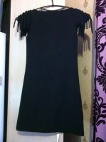 Лот: 7166118. Фото: 2. Платье черное. Размер S. Женская одежда