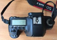 Лот: 10180919. Фото: 2. Canon 5D Mark II пробег 83173. Фотокамеры