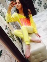 Лот: 5654192. Фото: 3. Костюм DKNY кислотно-желтый велюровый... Одежда, обувь, галантерея