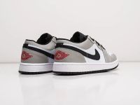 Лот: 18916607. Фото: 3. Кроссовки Nike Air Jordan 1 Low. Одежда, обувь, галантерея