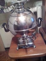 Лот: 10955197. Фото: 2. Самовар с декоративным рисунком... Антиквариат