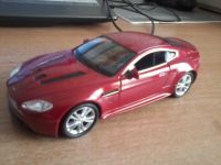Лот: 9203135. Фото: 2. Модель машины Aston Martin V12... Моделизм
