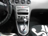 Лот: 13077702. Фото: 6. Автомобиль Пежо 308 в идеальном...