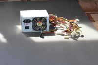 Лот: 5905930. Фото: 2. Блок питания Thermaltake XP550... Комплектующие