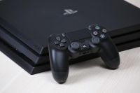 Лот: 13156152. Фото: 2. Sony PlayStation 4 Pro 1 TB. Игровые консоли