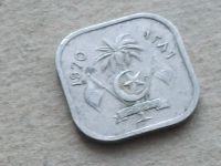 Лот: 19900630. Фото: 2. Монета 2 лари два Мальдивы 1970... Монеты