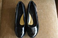 Лот: 3046773. Фото: 2. Туфли лакированные ,36 размер. Женская обувь