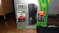Лот: 4945572. Фото: 4. Xbox 360 250GB 2 геймпада оригинальных... Красноярск