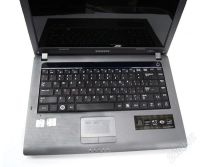 Лот: 2391296. Фото: 2. Продам ноутбук Samsung R425-JS04. Компьютеры, ноутбуки, планшеты