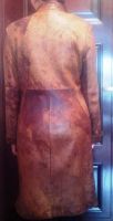 Лот: 14375705. Фото: 2. Плащ , кожаный.почти новый. Женская одежда