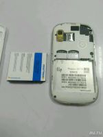 Лот: 12535029. Фото: 5. Смартфон Fly IQ270 с треснутым...