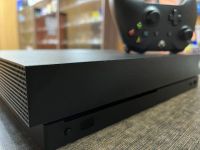 Лот: 11711411. Фото: 4. Игровая приставка Xbox One X 1000gb... Красноярск