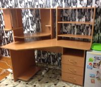 Лот: 4936386. Фото: 2. Стол компьютерный. Офисная мебель и домашние кабинеты