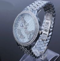 Лот: 3119113. Фото: 4. Красивые женские часы, усыпанные...