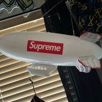 Лот: 21283464. Фото: 2. Supreme Inflatable Blimp White... Коллекционирование, моделизм