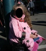 Лот: 2463482. Фото: 2. Пальто-плащ на девочку р.110. Одежда и аксессуары