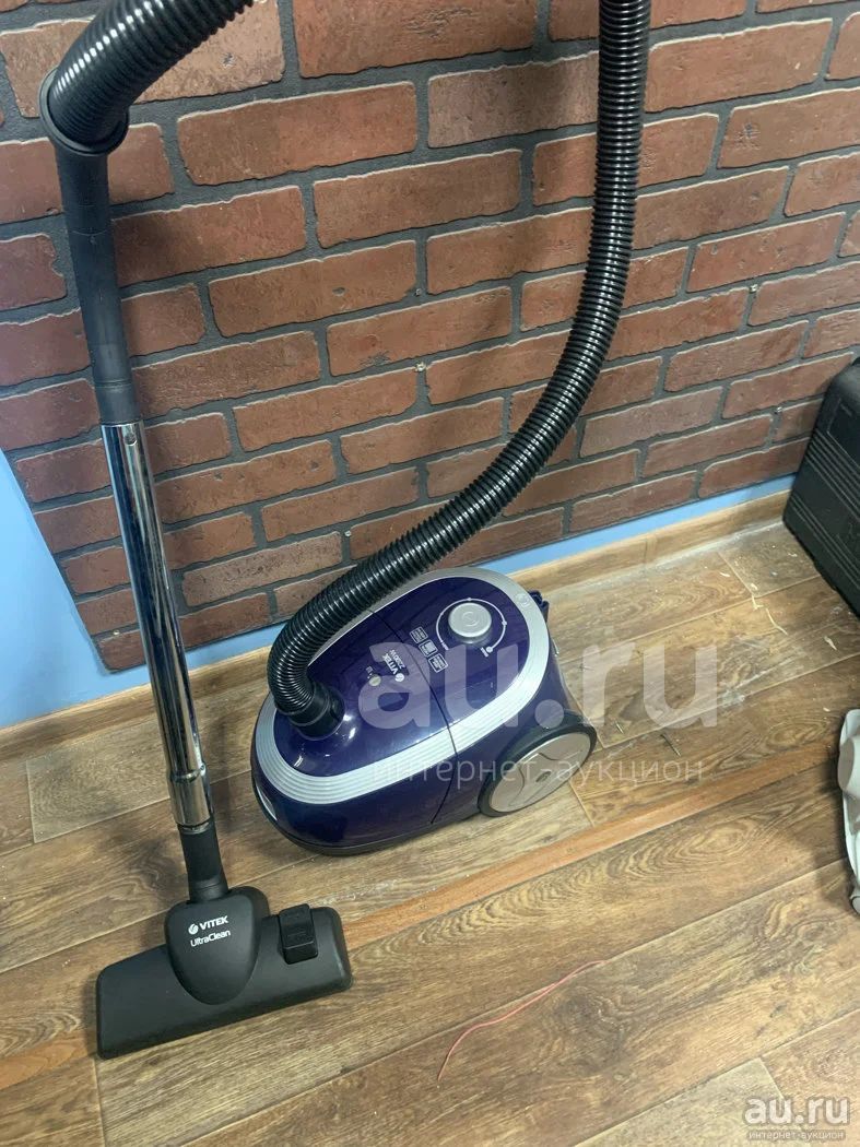 Пылесос Vitek VT-8138 Читай описание — купить в Красноярске. Состояние ...