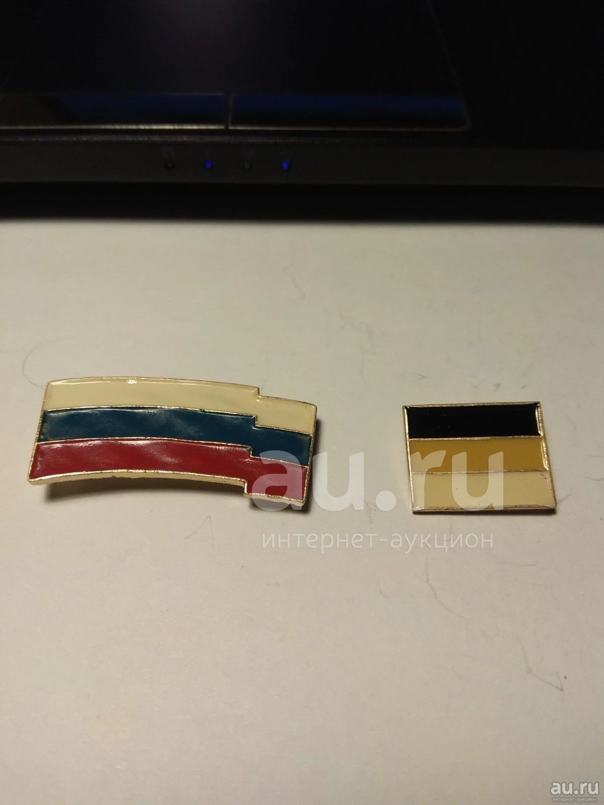 Знак флаг России — купить в Красноярске. Сувенирные на интернет ...