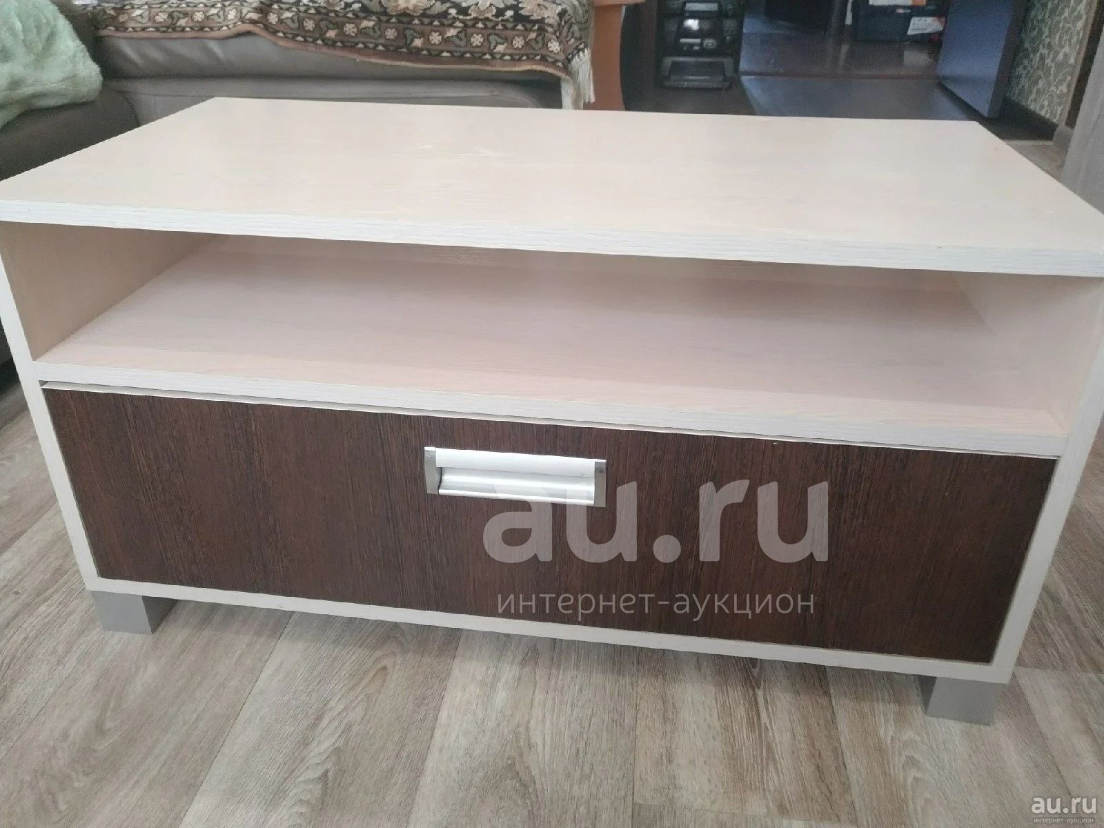 Тумба под ТВ — купить в Красноярске. Состояние: Б/у. Стойки и тумбы для ...