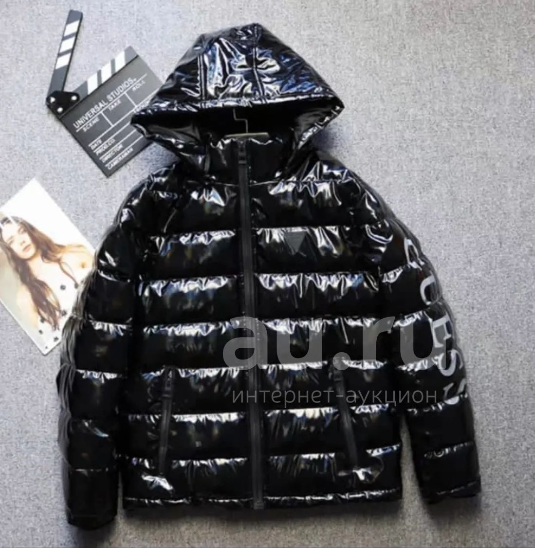 Пуховик оригинал Guess L — купить в Красноярске. Состояние: Отличное ...