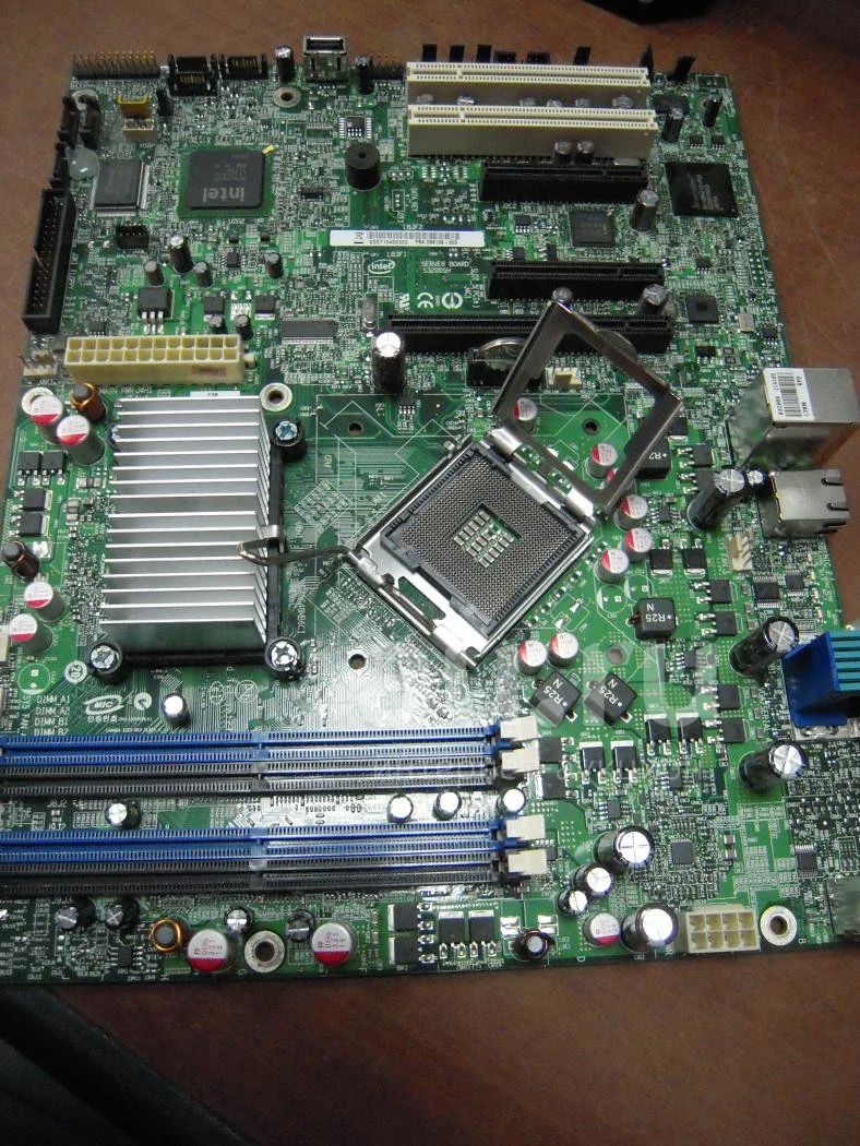 Материнская плата Intel Server Board S3200SH 775 сокет, DDR2, вся ...
