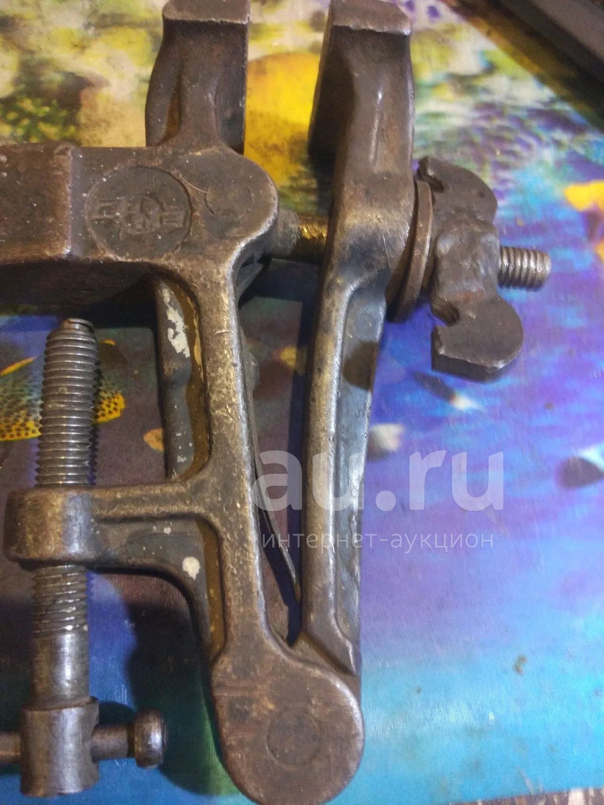 тиски настольные маленькие — купить в Красноярске. Состояние: Б/у ...