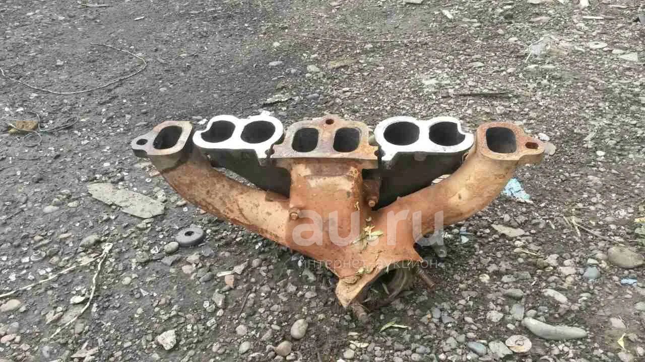 Коллектор двигателя автомобиля