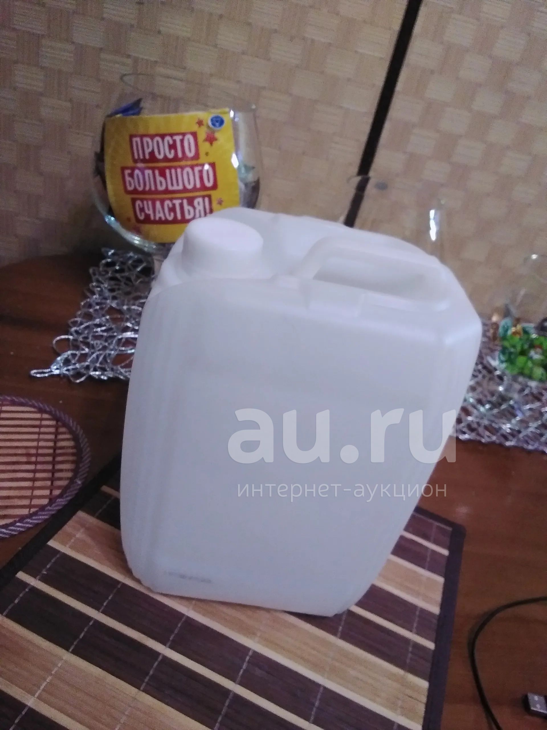 Канистра 5 литров — купить в Красноярске. Состояние: Б/у. Баки, ёмкости ...