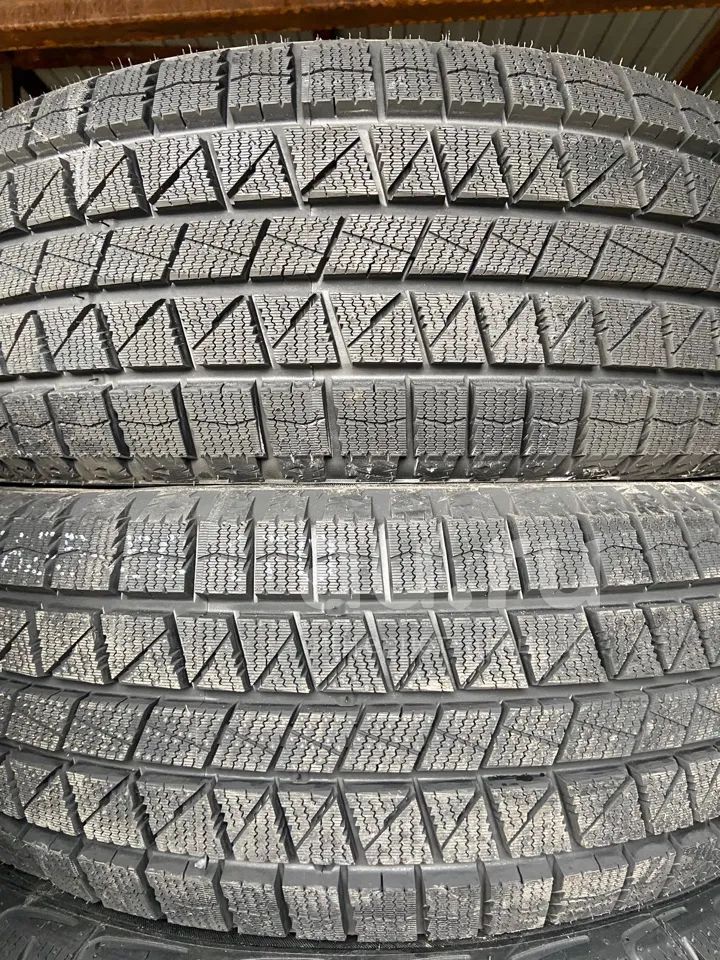 Зимняя резина 235/65 R-17 " Royal Black ICE" липучка НОВАЯ 4 шт ...