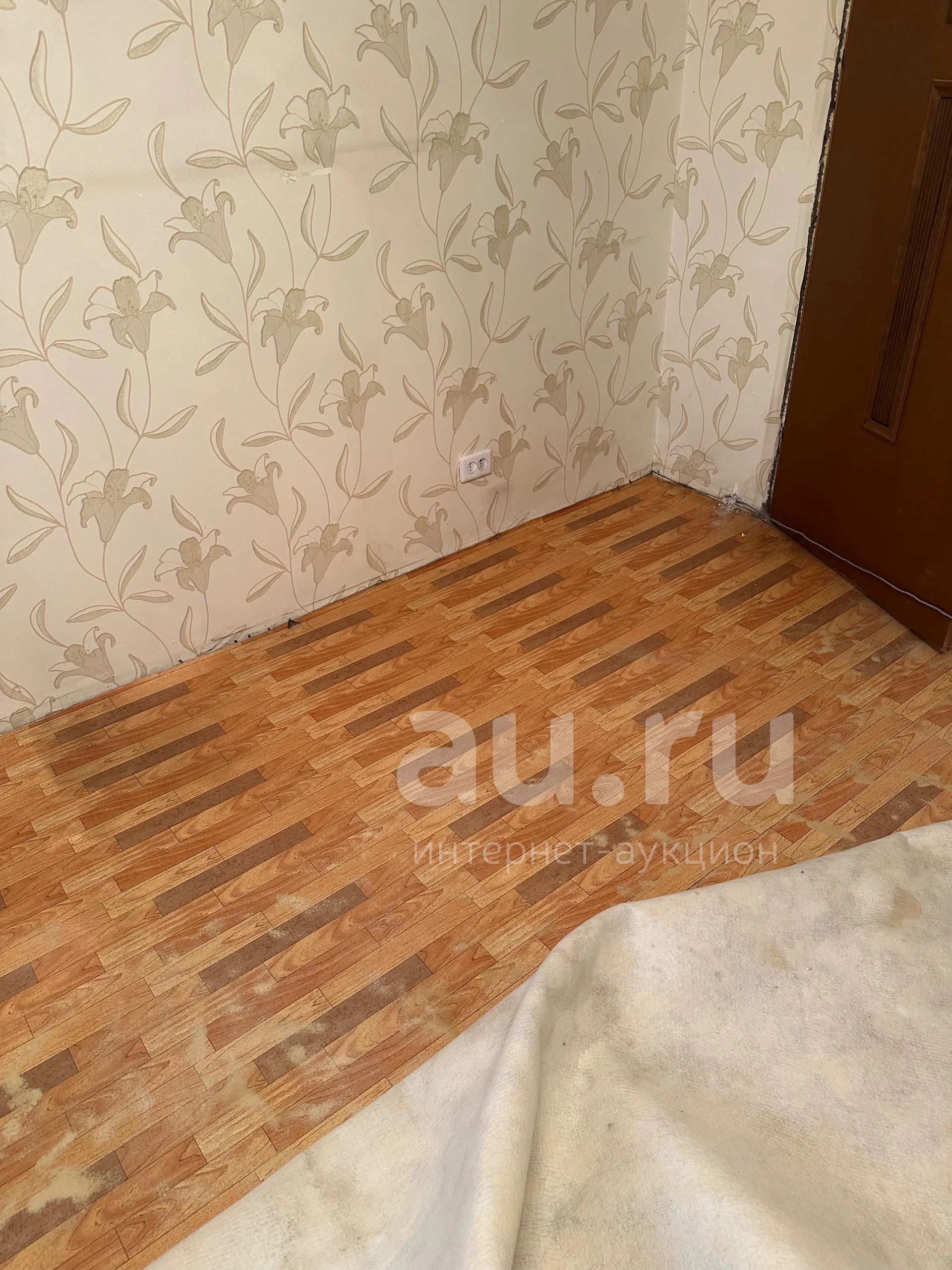 Линолеум — купить в Красноярске. Состояние: Б/у. Напольные покрытия на ...