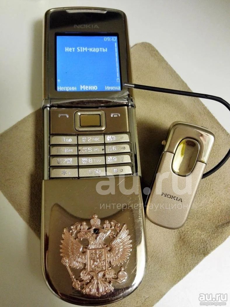 Nokia 8800 sirocco gold — купить в Красноярске. Состояние: Б/у. Кнопочные  мобильные телефоны на интернет-аукционе Au.ru