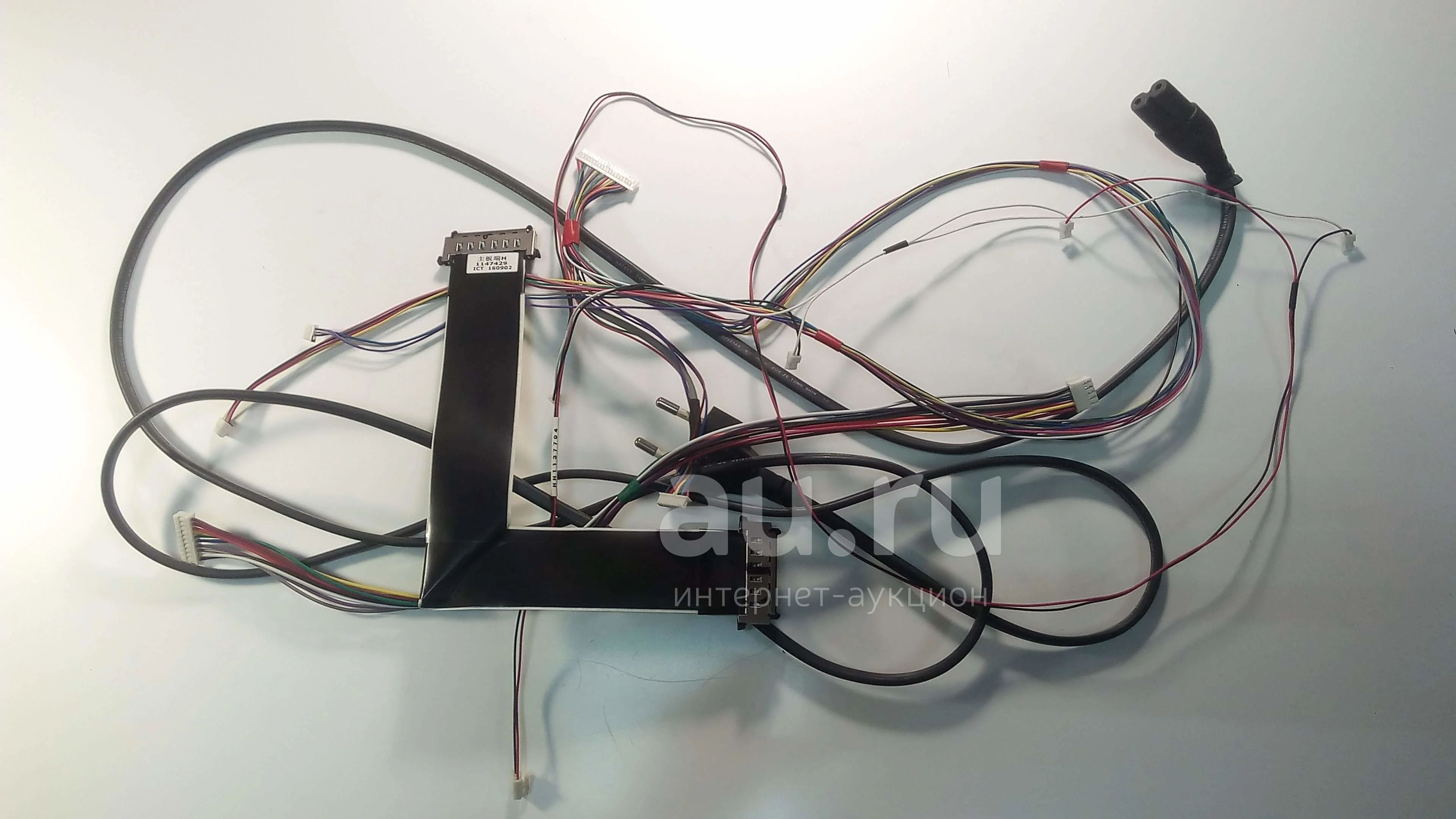 Шлейф LVDS 1147429 Luxshare-ICT-BZ E351988 AWM 20706 105C 60V VW-1 ...