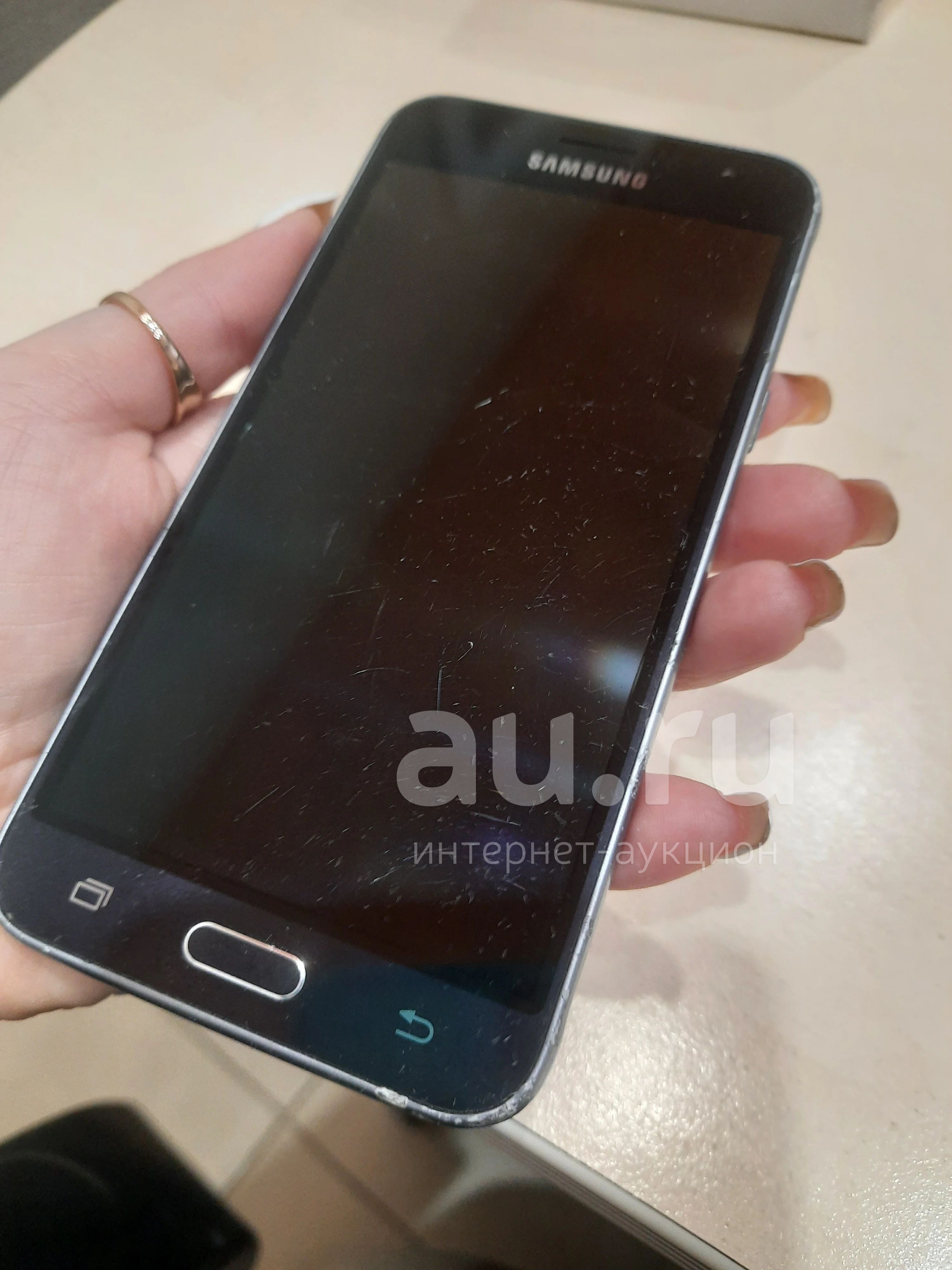 Телефон Samsung Galaxy J3 (2016) SM-J320F/DS — купить в Красноярске ...